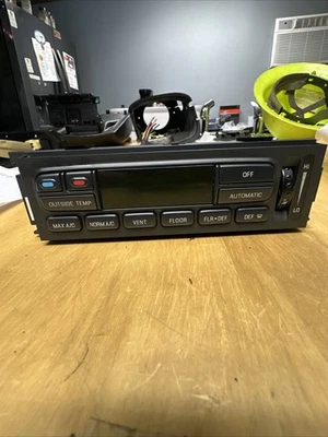 1998-2002 Mercury Grand Marquis Crown Victoria A/C Heater Climate Control OEM - Image 1 of 4