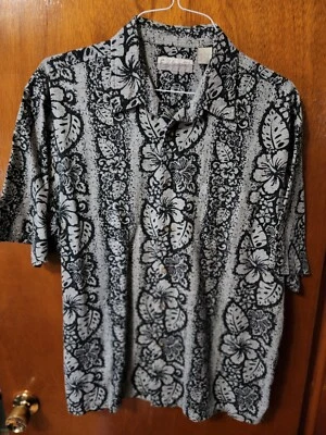 Men's Large Fieldmaster Black/Grey Floral Hawaiian Short Sleeve Shirt Foto 1 de 4