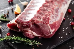 Lammrücken mit Knochen Lamm Rücken Lammfleisch frisch € 24,69/kg - Bild 1 von 1