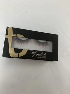 New Magnetude Magnetic Eyelashes Tori Belle PYNK MYNK Open Box (NO Liner) - Picture 1 of 3