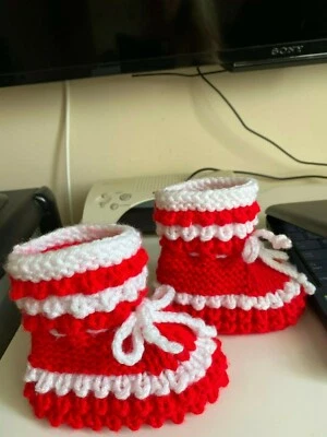 Nuevos calcetines tejidos a mano para niña 12+cm Foto 1 de 4