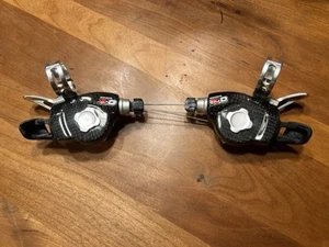SRAM X-0 trigger shifters, 3x9 speed, carbon cover, lightweight - Imagen 1 de 2