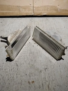 Jeep Cherokee XJ 84-96 Front Turn Signal Housings Pair Left Right OEM AMC USA - Picture 1 of 8