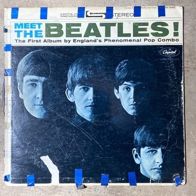 Meet The Beatles - 1964 Capitol ST-2047 Stereo Vinyl LP Rainbow Label w/ Inner - Image 1 of 4