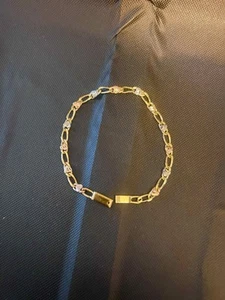 10k 2 Tone Gold Bracelet With Hearts 5.1 Grams 7 1/4 Inch - Picture 1 of 6