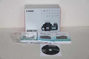 Canon EOS 50D Originalverpackung mit CDs und Beschreibungen (Franz., Ital., NL)