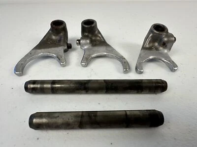 YAMAHA IT125 IT175 YZ100 YZ125 TRANSMISIÓN HORQUILLAS EJES ENGRANAJE Foto 1 de 3