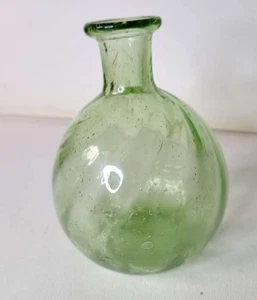 Chestnut Bottle Hand Blown Open Pontil Green 5" - Imagen 1 de 8