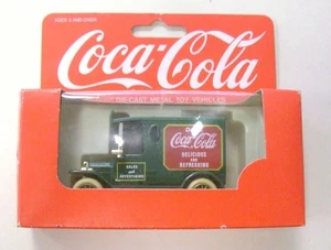 VINTAGE 1979 LLEDO DIE CAST METAL COCA COLA DAYS GONE BY TRUCK ENGLAND IN BOX - Picture 1 of 7