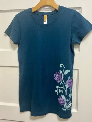 NWOT Lucy Women’s 100% Cotton Color Teal & Violet Short Sleeve T-shirt Sz. L - Image 1 of 4