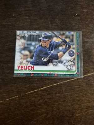 2019 Topps Holiday Christian Yelich Milwaukee Brewers SP Ornament - Image 1 of 2