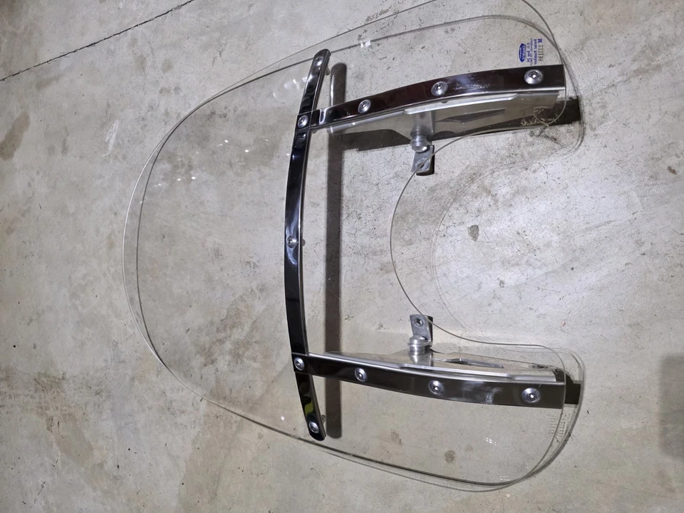 Honda Shadow VT 1100 (starsze roczniki) PREMIUM WINDSCREEN WINDSHIELD - Image 1 of 1
