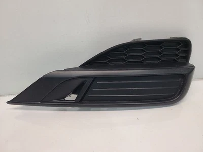 2016 Honda CR-V Passenger Right Fog Light Bezel *Black* - Image 1 of 4