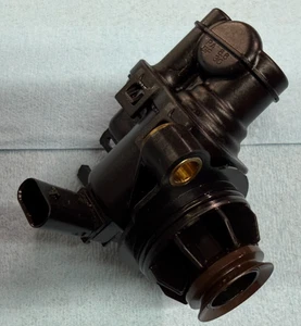 SEADOO GTX GTI GTX GTR RXT RXP Cylinder Head Vent Valve with sensor - Foto 1 di 7