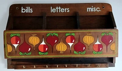 GiftCraft Organizador de Pared Cebollas y Rábanos Ganchos Billetes Porta Cartas Años 70 Madera Foto 1 de 4