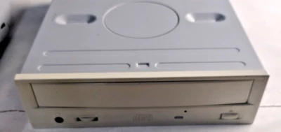 IBM 24P3603 20X-48X VELOCIDAD IDE CD ROM UNIDAD 24P3602/CRD-8484B Foto 1 de 3