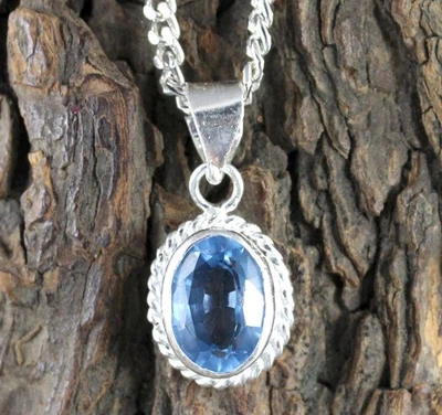 Colgante de piedras preciosas ovaladas de aguamarina natural certificado de 8,80 quilates oferta de año nuevo Foto 1 de 4