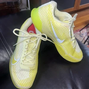 Nike Women's Zoom Vapor 9 Hardcourt Tennis Shoes Style DR6965 300 - Picture 1 of 14