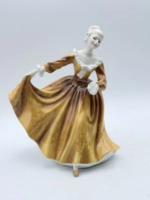 Vintage Royal Doulton "KIRSTY" Porcelain Figurine England Flaw - Image 1 of 4