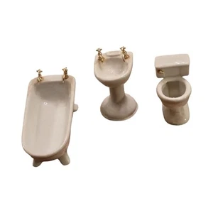 Vintage Puppenhaus Miniatur Badezimmer Set 1:12 Porzellan Badewanne Waschbecken WC Einrichtung - Bild 1 von 10
