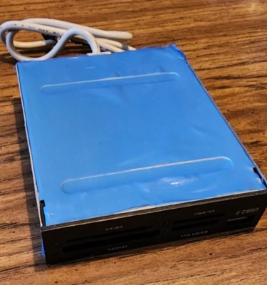 52-In-1 Flash Media Card Reader/Writer with USB Port [NEW] 3.5-Inch Internal - Image 1 of 4