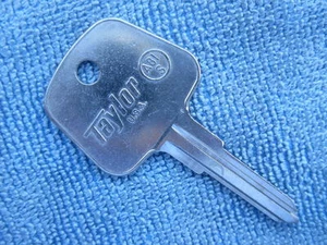 Key Blank-Taylor A81S-Porsche-VW-Audi-Volkswagen-AKA-PA6-WT7-AD1-WT6-GE34-AU6 - Picture 1 of 3