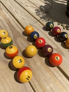 Vintage ~ Billiard Pool Balls ~ Complete Set ~ Bakelite ~ Nice! 16 Balls - Picture 1 of 3