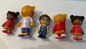 Daniel Tigers Nachbarschaft Freunde Familie Figur 5 Stück PBS Fred Rogers 1M - Bild 1 von 3