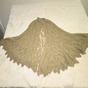 Vtg Hand Crochet Shawl Women Triangle Olive Green Open Stitch Flare Hem Chunky - Picture 1 of 2