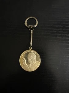 Vintage Pope John Paul II Medallion Key Chain 1979 USA Visit  - Picture 1 of 17