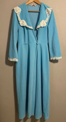 Vintage Vanity Fair Robe Womens 16 Long Floral Lace Trim Lounge Dress 70s - Image 1 of 4
