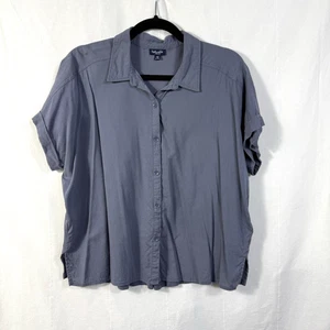 Splendid Paige Shirt Women’s Size M Blue Short Sleeve Pleated Back Button Front - Picture 1 of 7
