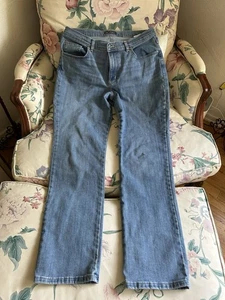 Lee Jeans Womens Size 14L Relaxed Fit Straight Leg Mid Rise Medium Wash - Picture 1 of 8