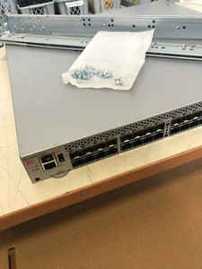 Brocade 6505 / DS-6505B / 2498-24F / 2498-X24 / SN3000B / 3873-AR2 - Bild 1 von 4