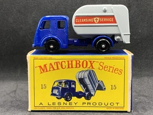 Matchbox MB15-C2: Refuse Truck (MINT) in MINT Type D2 Box - Picture 1 of 7