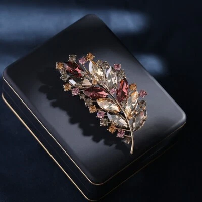 De colección Elegante Broche Pluma Cristal Pin Pavo Real Bufanda Clip y Seguro Mujer Regalo Foto 1 de 4