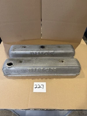 63-66 Buick 401 Nailhead Aluminum Valve Covers - Image 1 of 4
