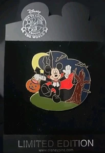 LE 100 Disney Shopping Mickey Mouse Vampire Costume Halloween Trick Or Treat Pin - Picture 1 of 1