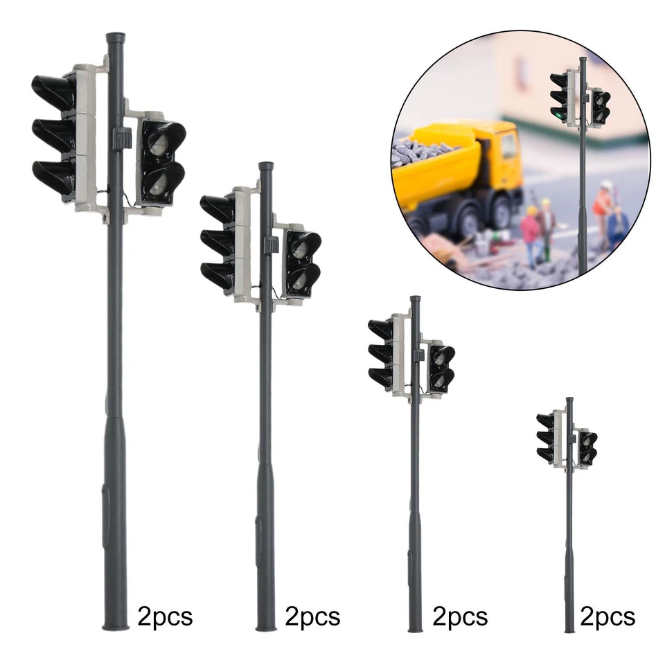 2x Model Traffic Light Red/Green and Red/Yellow/Green Road Crossing Block Signal - Image 1 of 1