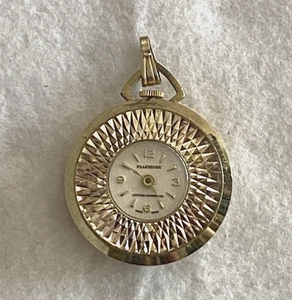 Orologio VILLEREUSE Swiss Made Pendente Placcato Oro - Non Carica Ricambi o Restauro - Foto 1 di 4