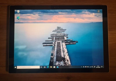 Microsoft Surface Pro 4 1724 I5-6300U/ 8GB/256GB 12,3 Zoll - Bild 1 von 4