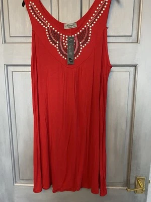 Ladies Long Red Sleeveless Blouse Size 16 Nouvelle Collection - Image 1 of 2