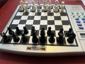 1xKrypton Schachpartner, 1xMillennium Schach Computer Figuren Magnetisch Defekt - Bild 1 von 7