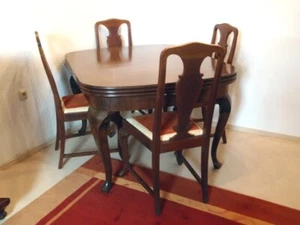 Esstisch für ca. 24 Personen Original Chippendale + vier Stühle - Bild 1 von 9