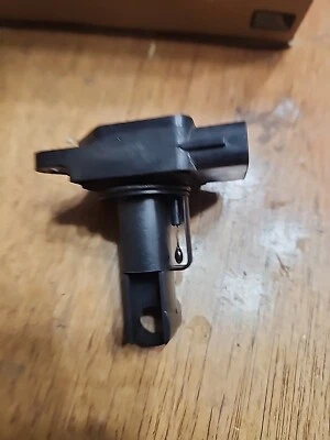 Sensor de flujo OEM Lexus Es300 2000 v6 1mzfe 22204-21010  Foto 1 de 4