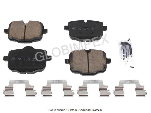 BMW 550i 550i xDrive 640i 640i GC xDrive (2011-2019) Brake Pad Set AKEBONO EURO - Image 1 of 1