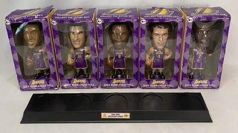 2005 Carl’s Jr LOS ANGELES LAKERS  set of 5 Bobbleheads KOBE BRYANT  w/ Stand Cover