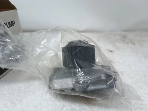GMB New Water Pump 140-1330 AEI-2114 fits Geo and Isuzu - Picture 1 of 8