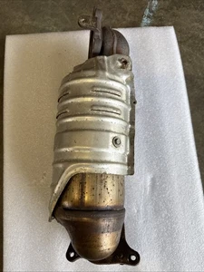 Catalytic Converter 2016-2021 Honda Civic Turbo, 2017-2021 CR-V Turbo 1.5L OEM - Picture 1 of 5