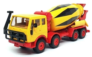 Siku Maßstab 1:55 2922 - Mercedes Benz Zementmischer LKW - gelb/rot/schwarz - Bild 1 von 5